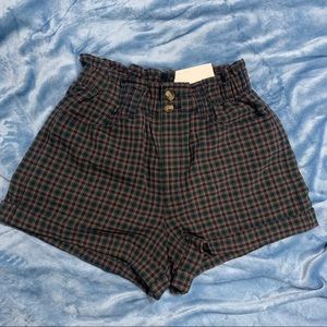Plaid American Eagle Mom Shorts ✨